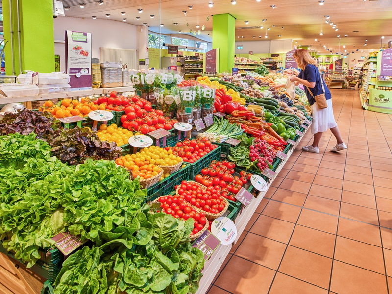 Alnatura gewinnt Deutschen Nachhaltigkeitspreis 2024 / Nachhaltigstes Unternehmen der Branche Nahrungs- und Genussmittel / Vierter Nachhaltigkeitspreis seit 2011 - Foto: presseportal.de