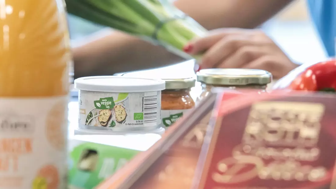 Wegen hoher Nachfrage: Bereits 950 vegane Produktsorten - ALDI SÜD baut pflanzliches Sortiment weiter aus - Bild: presseportal.de