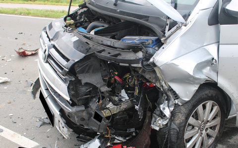 POL-MI: Autofahrerin bei Zusammenstoß in Lerbeck schwer verletzt - Foto: presseportal.de