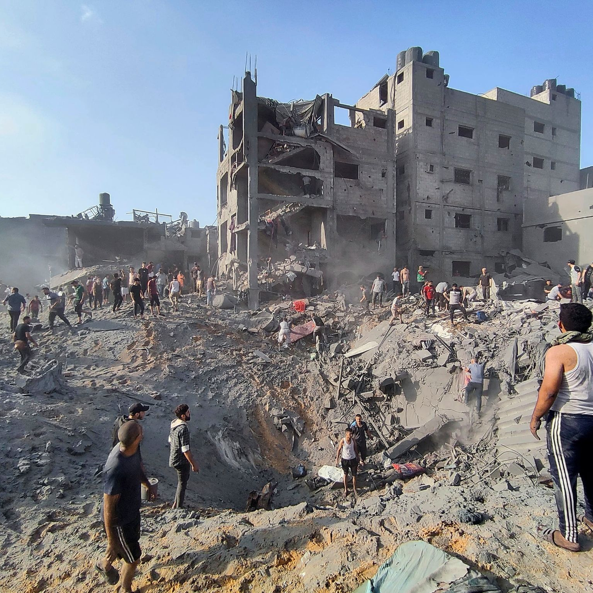 Großangriff der Israelis auf Dschabalia. - Foto: Abdul Qader Sabbah/AP