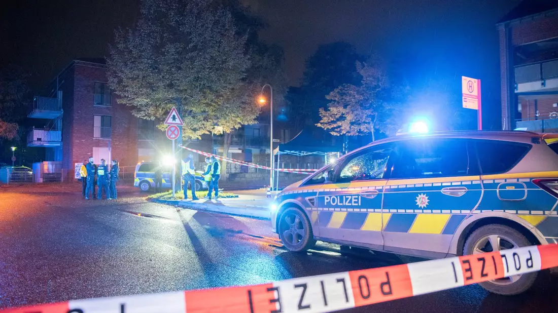 Warum die Polizei in Köln genau auf den Jugendlichen schoss, ist bisher unklar. - Bild: Vincent Kempf/dpa