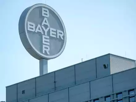 Glyphosat wird in hohen Mengen in der Landwirtschaft gegen unerwünschtes Unkraut eingesetzt. - Foto: Hendrik Schmidt/dpa-Zentralbild/dpa