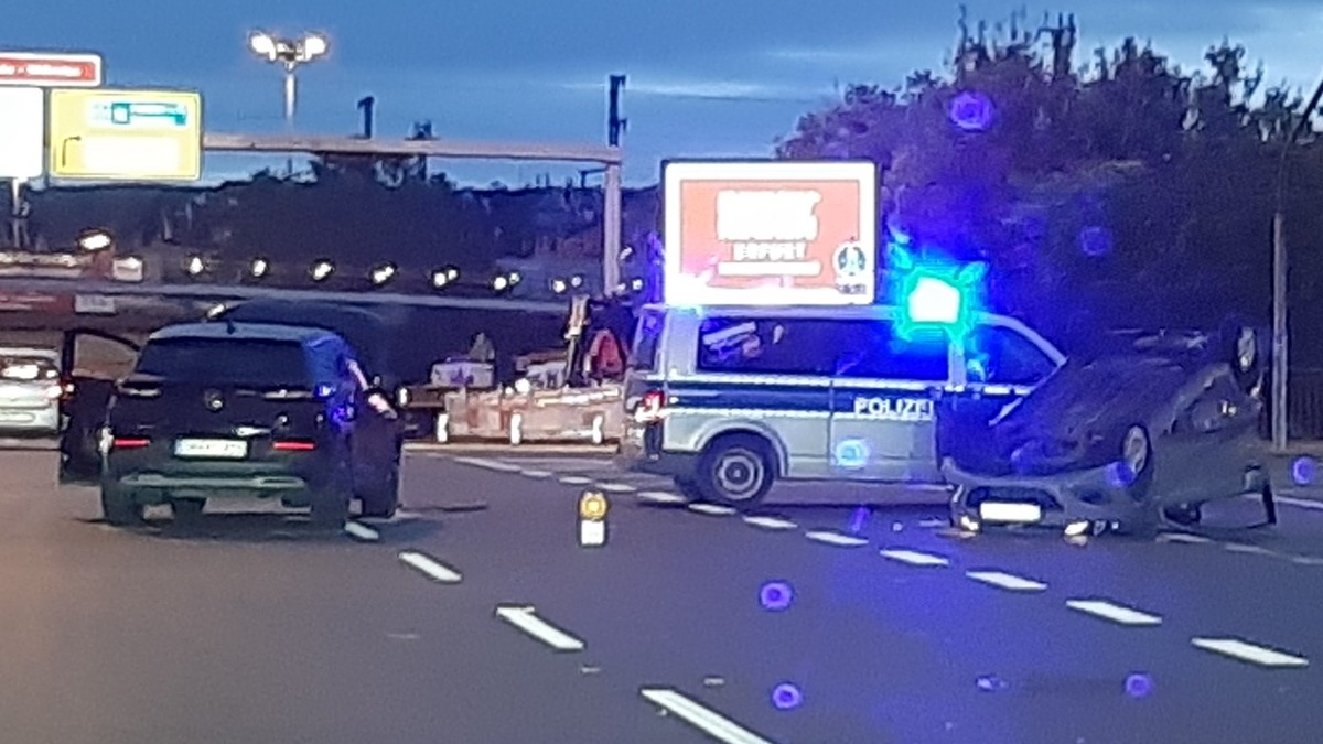 LPI-EF: Unfall im Berufsverkehr - Foto: presseportal.de