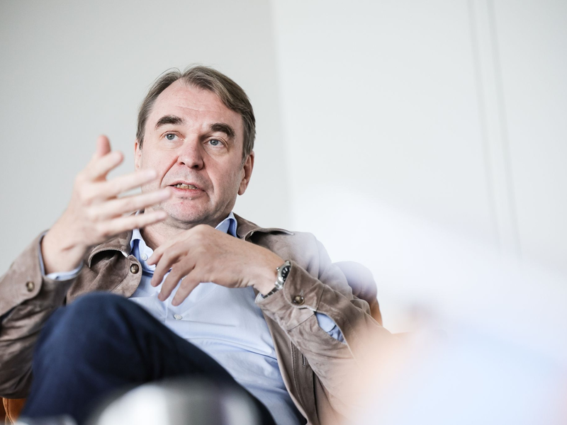 Dirk Kurbjuweit rückte im Mai unerwartet an die Spitze der «Spiegel»-Redaktion. - Foto: Christian Charisius/dpa