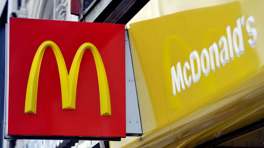 McDonald's hat Vorfälle in Großbritannien verurteilt, bei denen lebende Mäuse in Restaurants geworfen wurden. - Bild: Nick Ansell/PA Wire/dpa