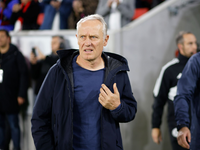 Freiburgs Trainer Christian Streich ist nach dem Spiel gegen Paderborn enttäuscht. - Foto: Philipp von Ditfurth/dpa