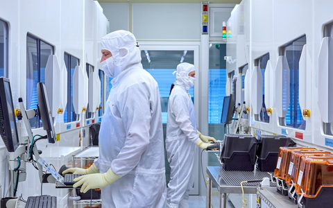 Chiphersteller Vishay setzt auf Zukunft / Bau der neuen 300 mm Fabrik für Halbleiterproduktion in Norddeutschland im Zeitplan / Vorbereitung auf die Transformation im Automobilsektor - Foto: presseportal.de