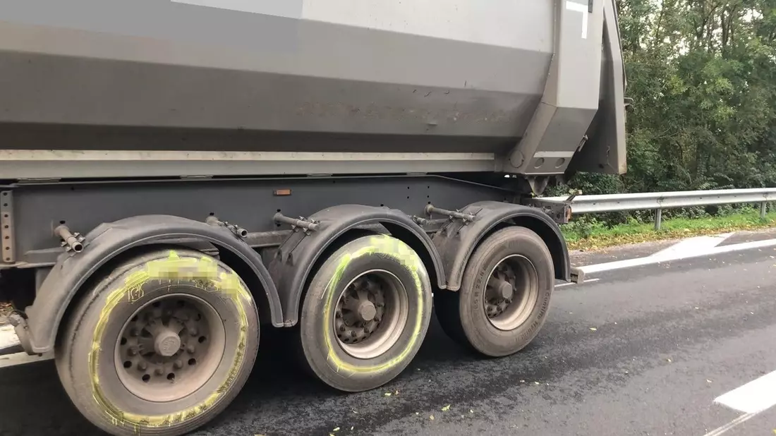 POL-MI: Überwachung des Feiertagsfahrverbotes für Lkw in NRW - Bild: presseportal.de