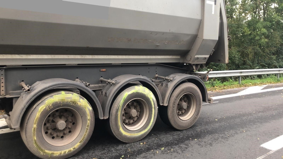 POL-MI: Überwachung des Feiertagsfahrverbotes für Lkw in NRW - Foto: presseportal.de