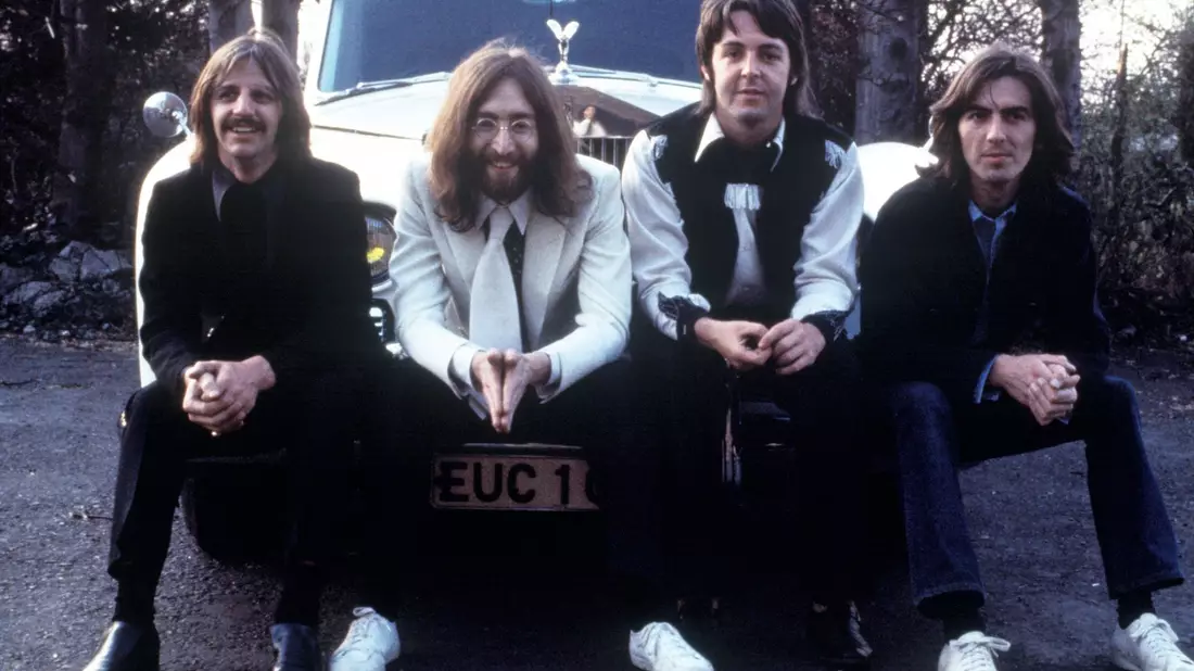 Ringo Starr (l-r), John Lennon, Paul McCartney und George Harrison von den Beatles. - Bild: Bruce McBroom/Apple Corps LTD/dpa