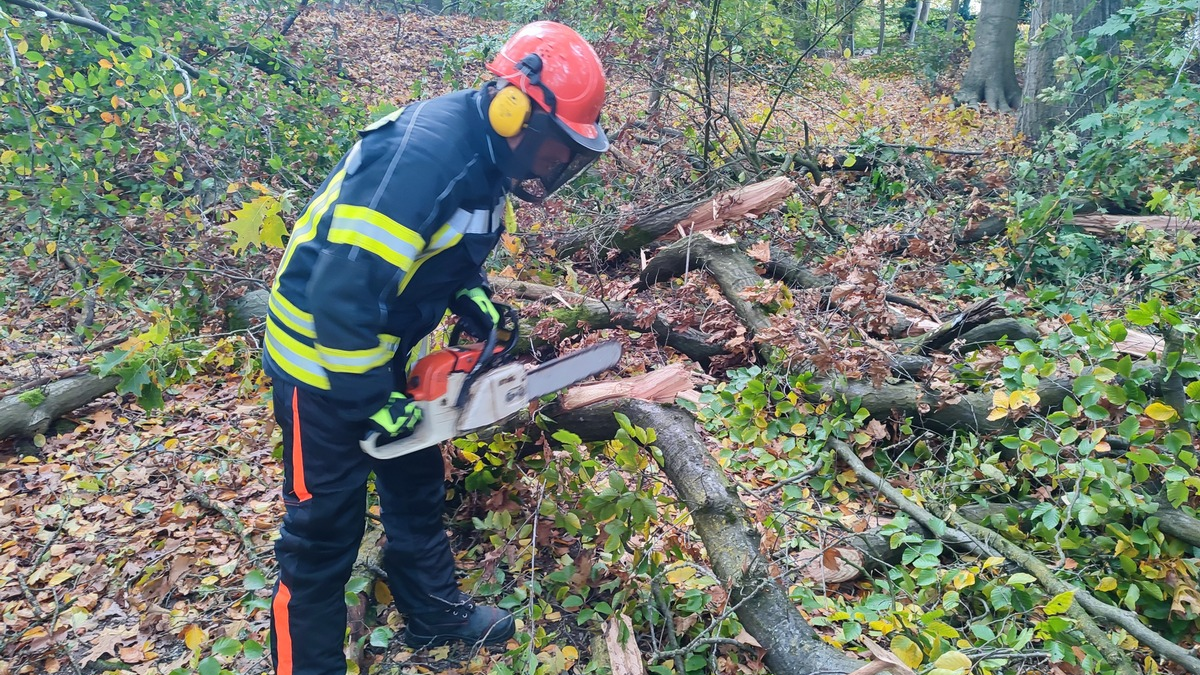 FW-KLE: Sturmtief Emir: Entspannte Lage für die Freiwillige Feuerwehr Bedburg-Hau - Foto: presseportal.de