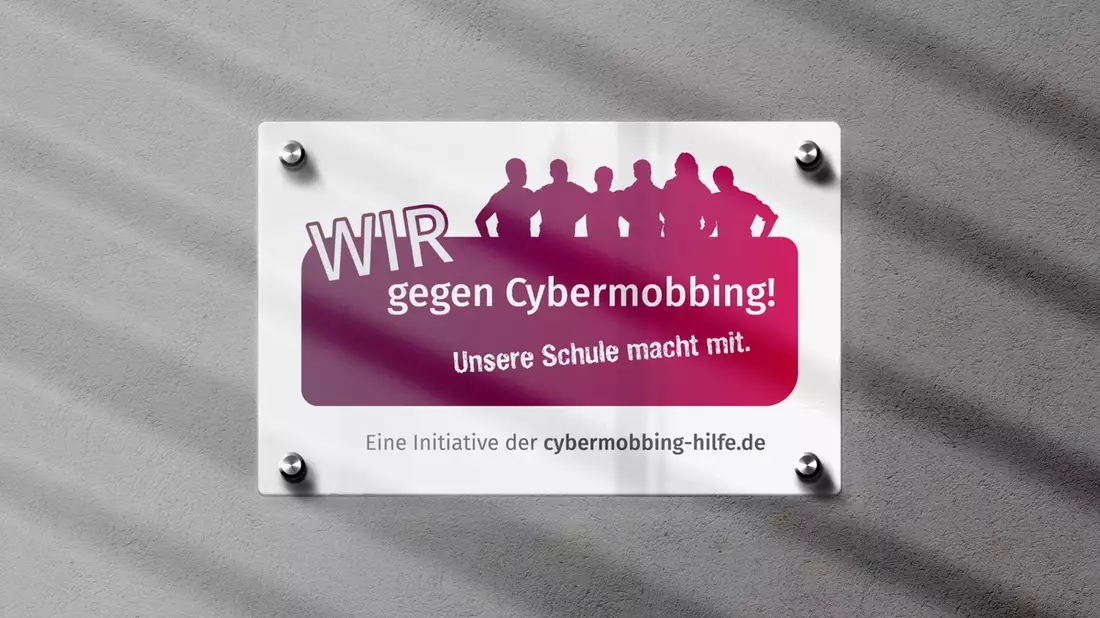 Cybermobbing-Hilfe e.V. stellt neues Schulprogramm WIR gegen Cybermobbing! Unsere Schule macht mit. vor - Schulen können sich ab sofort für das innovative Projekt anmelden - Bild: presseportal.de