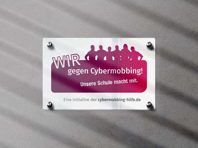 Cybermobbing-Hilfe e.V. stellt neues Schulprogramm WIR gegen Cybermobbing! Unsere Schule macht mit. vor - Schulen können sich ab sofort für das innovative Projekt anmelden - Foto: presseportal.de