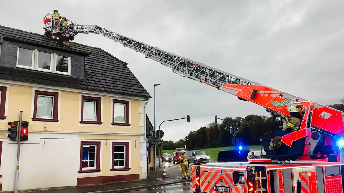 FW-GL: Einsatzreicher Donnerstag für die Feuerwehr Bergisch Gladbach - Bild: presseportal.de