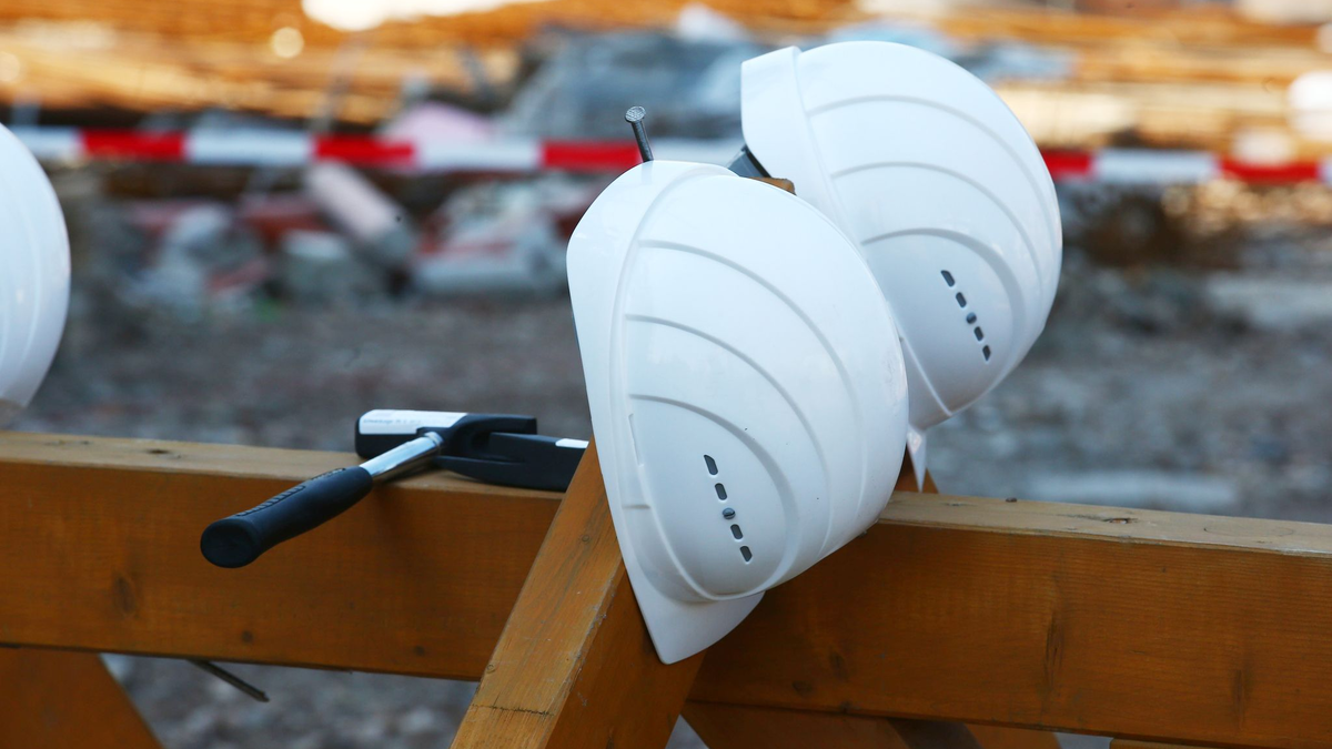 Besonders im Baugewerbe sind die Geschäftserwartungen pessimistisch. - Foto: Bodo Schackow/zb/dpa