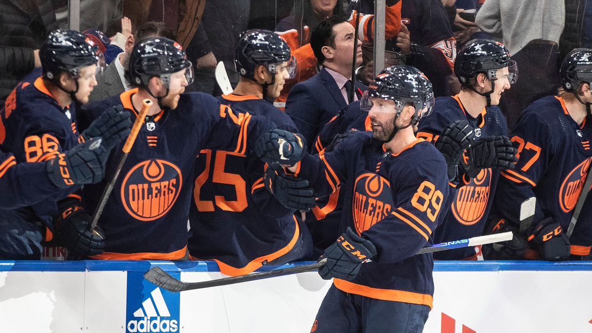 Die Edmonton Oilers feiern den Einzug in die NHL-Finals. - Foto: JASON FRANSON/The Canadian Press/AP/dpa