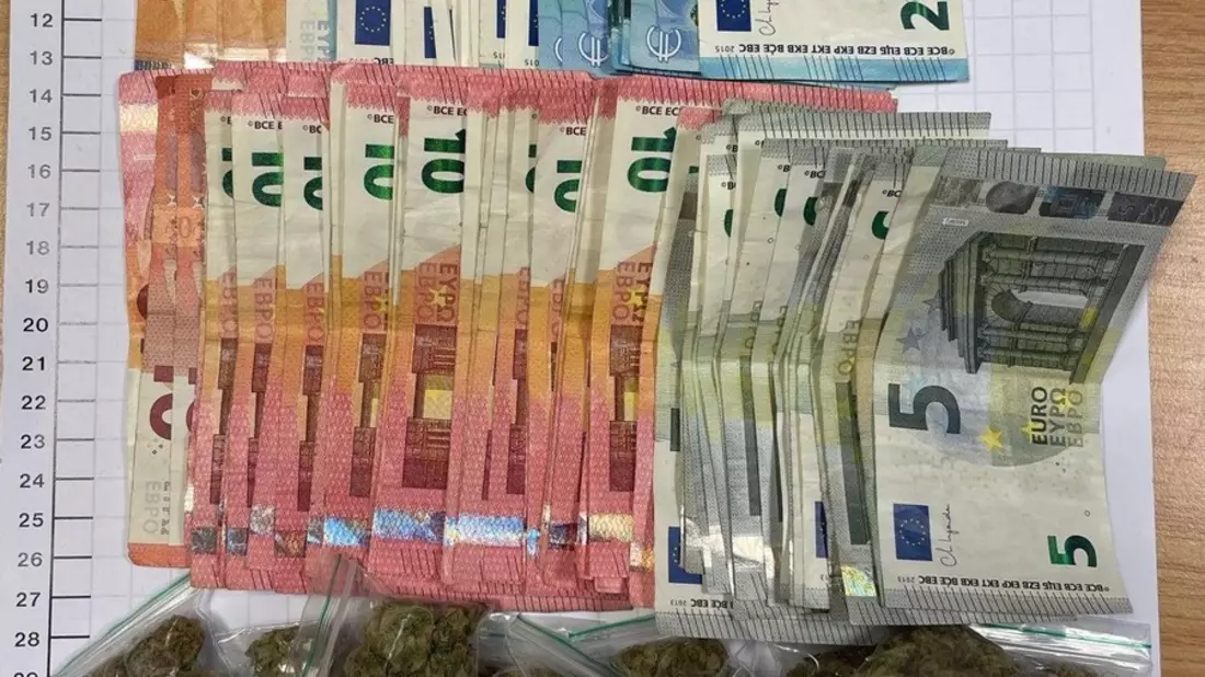 BPOL NRW: Bundespolizei stellt über 50 Gramm Marihuana sicher - Bild: presseportal.de