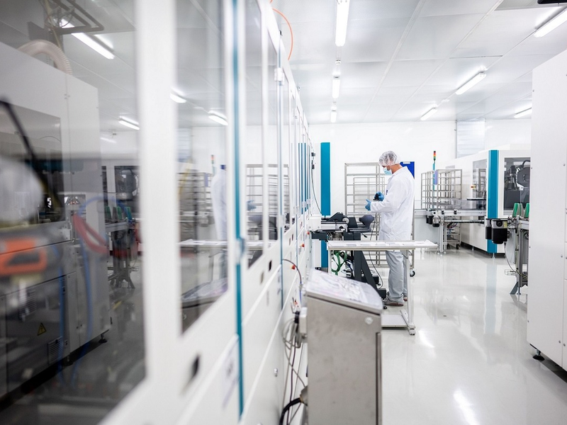 Karrierechancen mit nachhaltiger Zukunft: CustomCells treibt Wachstum in der Batteriezell-Fertigung voran und stellt Fachkräfte ein - Foto: presseportal.de