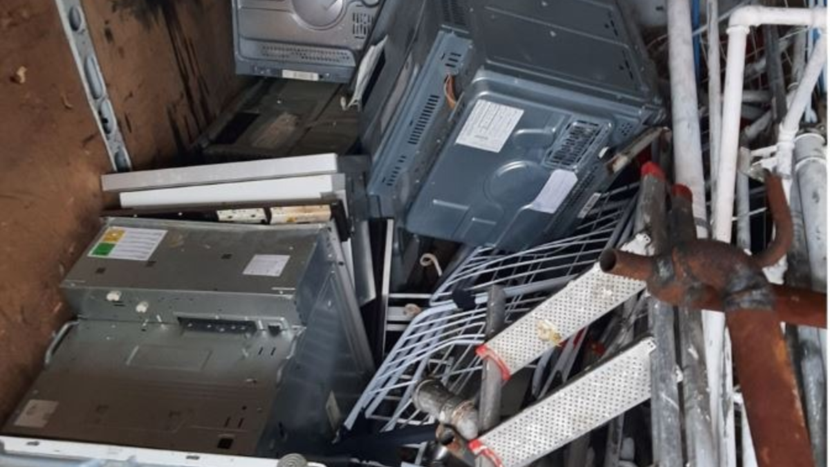 POL-SE: Elmshorn - Unerlaubter Umgang mit Abfällen - Schrottsammeln ohne den Nachweis einer Qualifizierung und Genehmigung ist oftmals nicht legal - Foto: presseportal.de