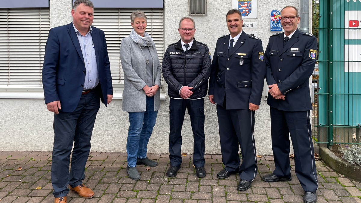 POL-WE: Rosbach: Bodo Zeifang ist der Schutzmann vor Ort - Foto: presseportal.de