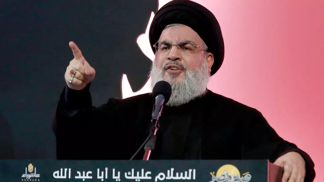 Hisbollah-Chef Hassan Nasrallah lobt den Terrorangriff der Hamas vom 7. Oktober auf Israel ausdrücklich (Archivbild). - Bild: picture alliance / dpa