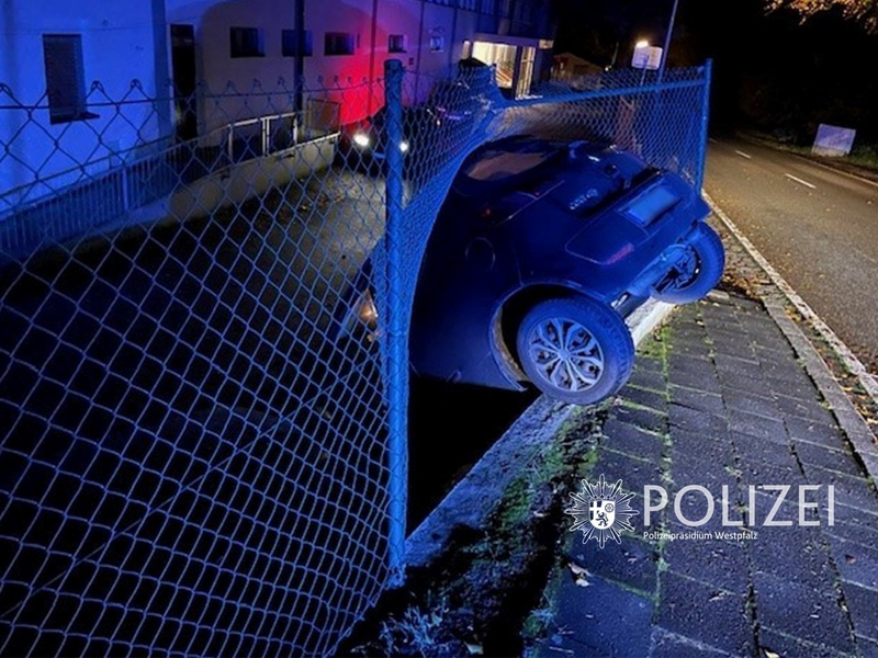 POL-PPWP: Im Drogenrausch Unfall verursacht - Foto: presseportal.de