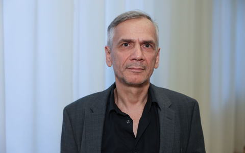 Lutz Seiler wird geehrt. - Foto: Joerg Carstensen/dpa