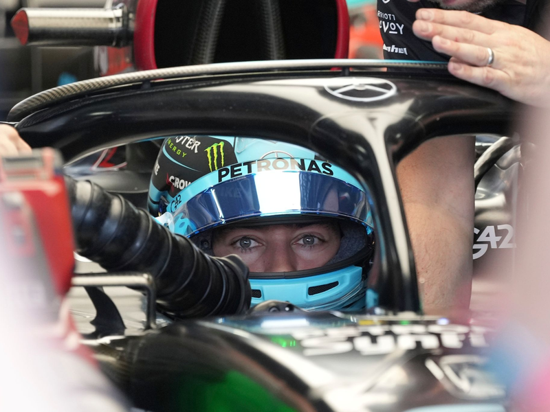 Mercedes-Pilot George Russell wird in Brasilien strafversetzt. - Foto: Toru Hanai/AP/dpa