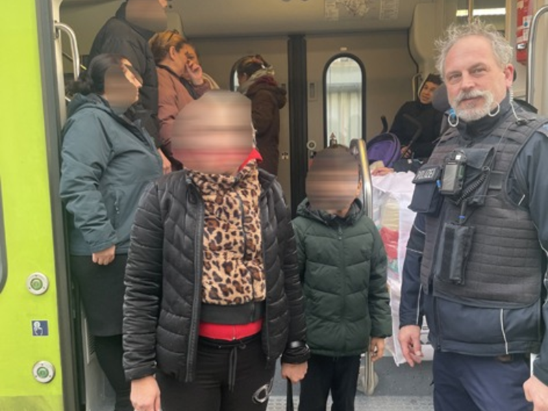 BPOL-FL: FL/NMS - 10-Jähriger allein im Zug; Bundespolizei hilft - Foto: presseportal.de