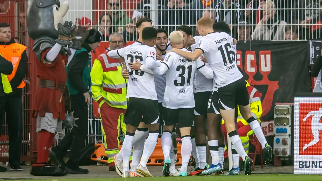 Eintracht Frankfurt nahm drei Punkte aus Berlin mit nach Hause. - Bild: Andreas Gora/dpa