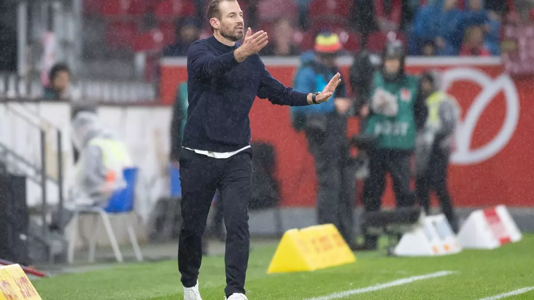 Interimscoach Jan Siewert holte mit Mainz gegen RB die drei Punkte. - Bild: Jürgen Kessler/dpa