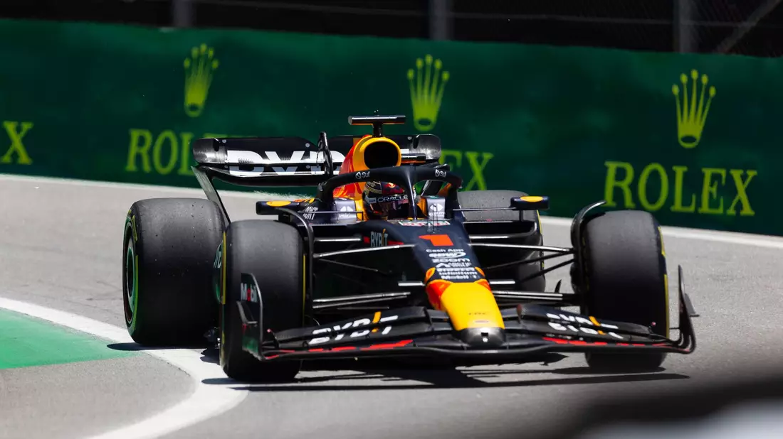 Gewann auch das letzte Sprintrennen der Saison: Max Verstappen. - Bild: Ruano Carneiro/ZUMA Press Wire/dpa