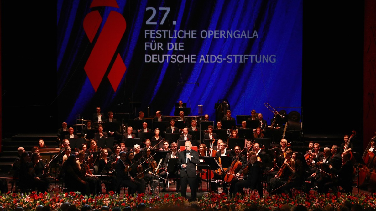 27. Festliche Operngala für die Deutsche AIDS-Stiftung: Viel Prominenz aus Politik, Wirtschaft, Kultur und Medien für den guten Zweck in der Deutschen Oper Berlin - Foto: presseportal.de