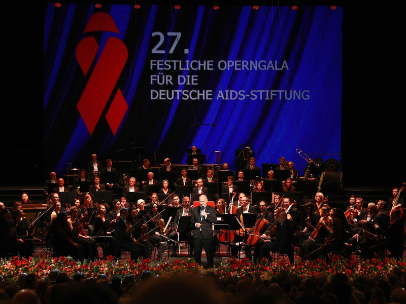 27. Festliche Operngala für die Deutsche AIDS-Stiftung: Viel Prominenz aus Politik, Wirtschaft, Kultur und Medien für den guten Zweck in der Deutschen Oper Berlin - Foto: presseportal.de