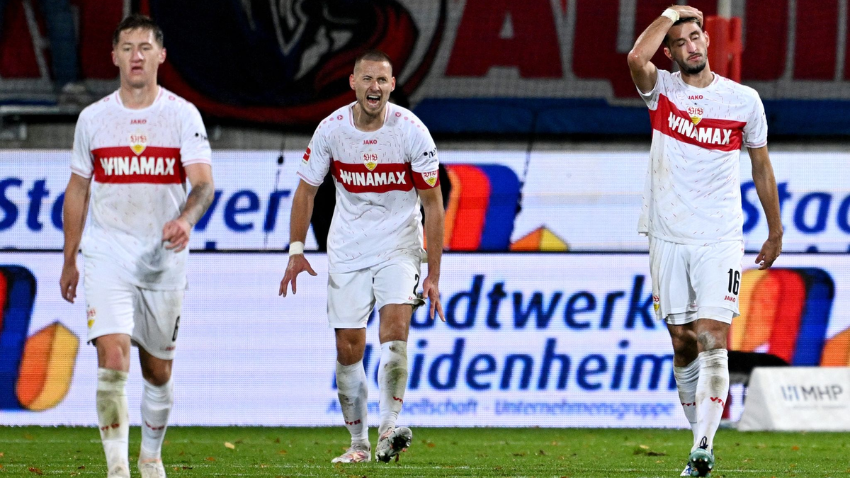  Paul Wanner (l) erzielt das zwischenzeitliche 1:1 für Heidenheim. - Foto: Harry Langer/dpa
