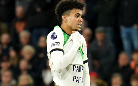 Richtete emotionale Worte an die Entführer seines Vaters: Liverpool-Profi Luis Díaz. - Foto: Zac Goodwin/PA Wire/dpa