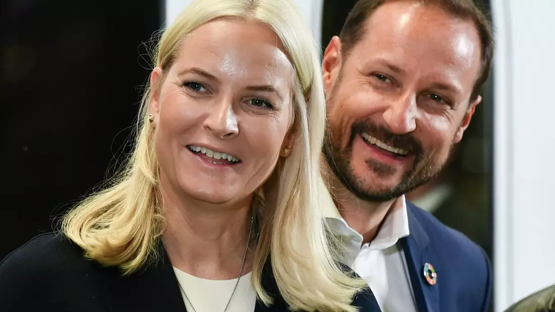 Norwegens Kronprinzessin Mette-Marit und Kronprinz Haakon sind zu Besuch in Deutschland. - Bild: Jens Kalaene/dpa-Zentralbild/dpa