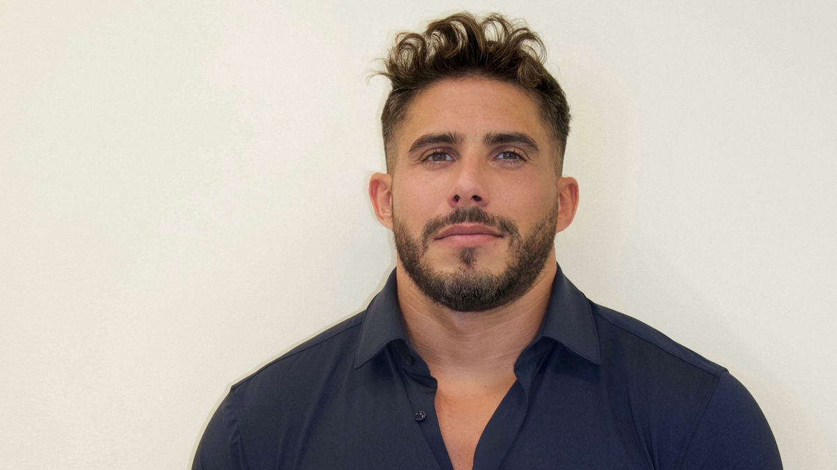 Als Unternehmer auswandern und Steuern sparen? - Christopher Elliott verrät, welche Länder sich dafür wirklich lohnen - Foto: presseportal.de