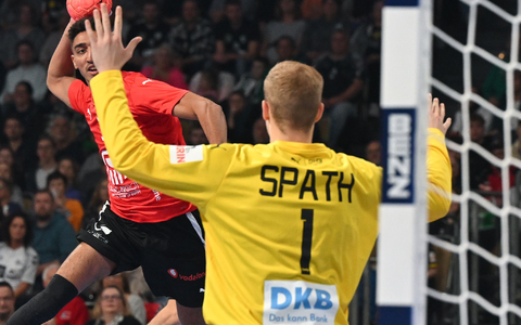Sicherer Rückhalt: David Späth überzeugte im DHB-Tor. - Foto: Sven Hoppe/dpa
