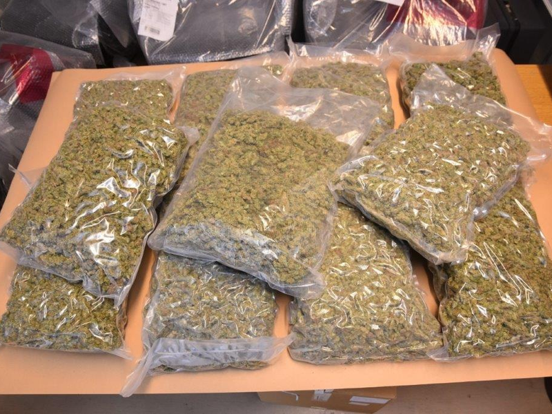 POL-SI: Siegener Polizei gelingt Schlag gegen Drogenhandel - 15 Kilogramm Marihuana sichergestellt, vier Männer in Haft - Foto: presseportal.de