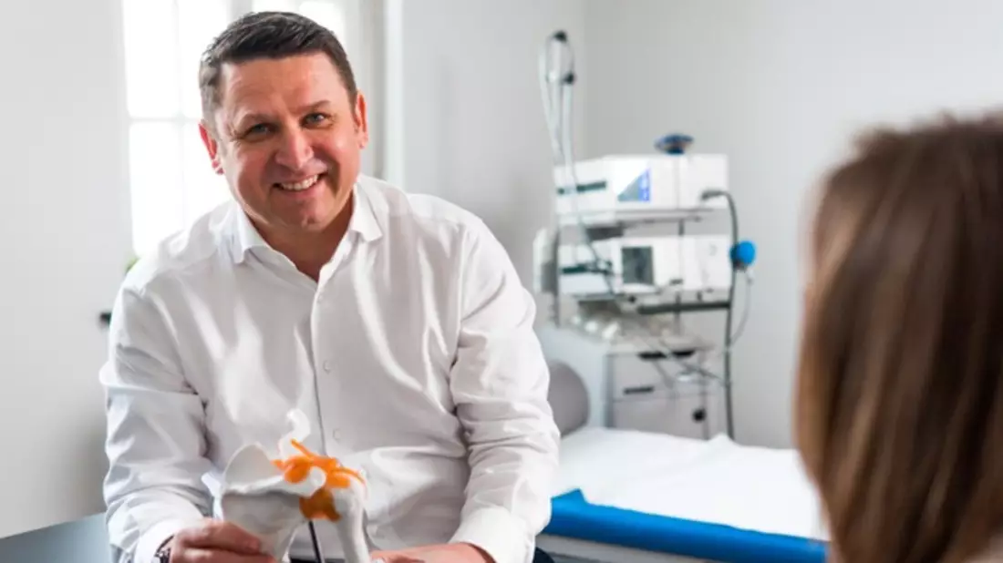 Digitale Volumentomographie in der Orthopädie: Dr. Csaba Losonc erklärt, warum DVT-Untersuchungen die orthopädische Behandlung revolutionieren könnten - Bild: presseportal.de