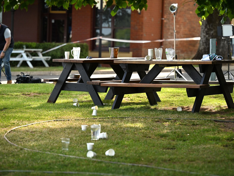 In dem Biergarten der Kleinstadt Daylesford haben fünf Menschen ihr Leben verloren. - Foto: James Ross/AAP/dpa