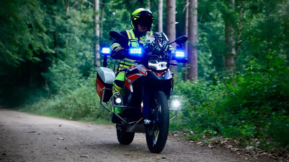 FFW Schwalmtal: Feuerwehr unterstützt bei Personensuche - Bild: presseportal.de