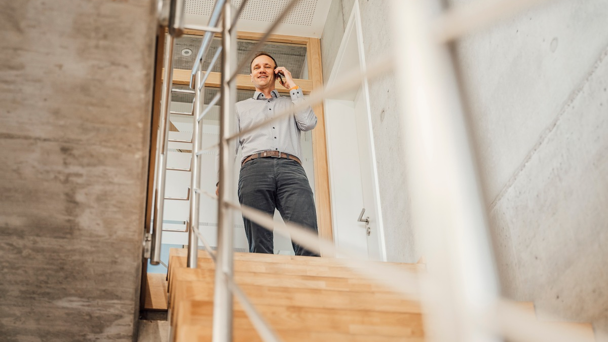 Mehr Mitarbeiter für mehr Gewinn? - Johannes Gronover klärt auf, wie Unternehmen ihre Profitabilität wirklich erhöhen - Foto: presseportal.de