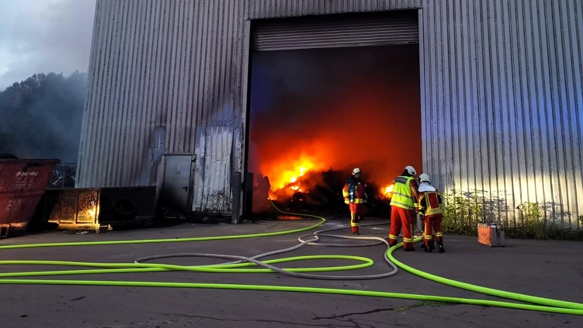 POL-HST: Brand einer Lagerhalle in Grimmen - Foto: presseportal.de