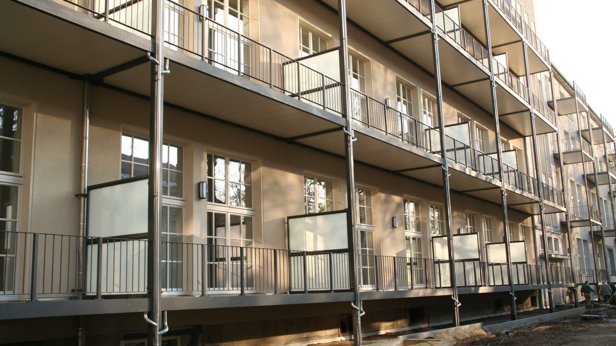 Bauantrag, Genehmigungen und Planung: Das muss man unbedingt beachten, bevor man einen Balkon anbaut - Foto: presseportal.de