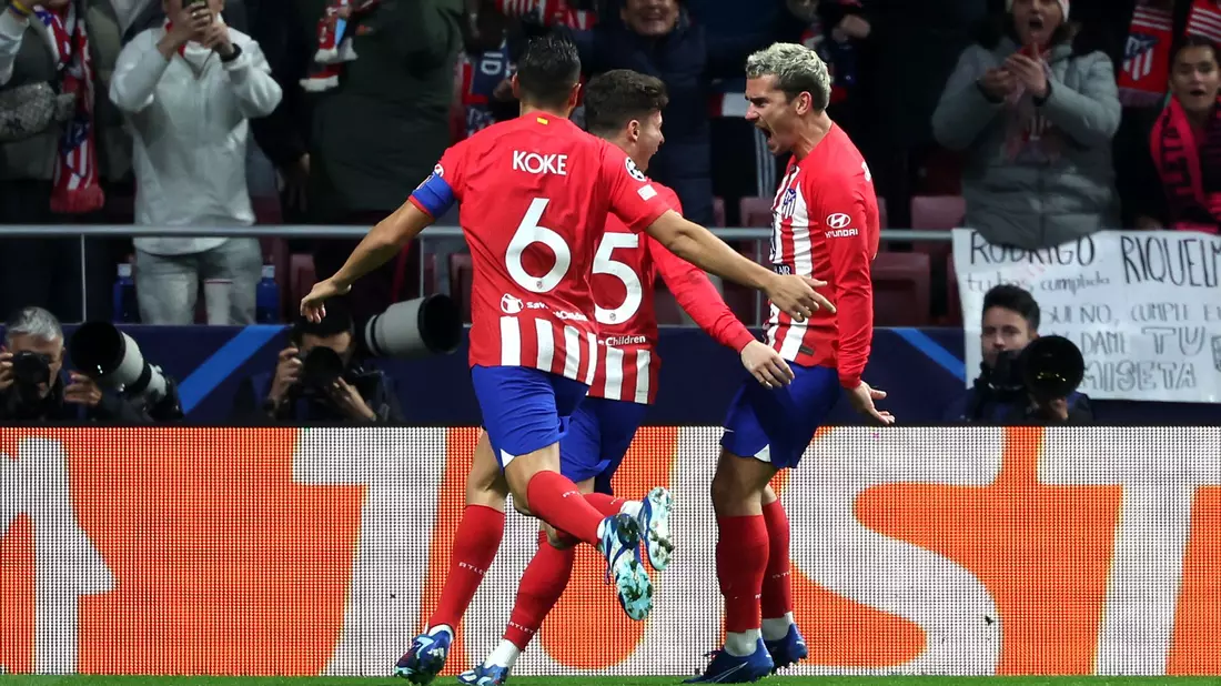 Atlético Madrid setzte sich souverän vor eigenem Publikum durch. - Bild: Isabel Infantes/PA Wire/dpa