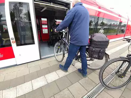 Fahrradmitnahme in einem Regionalzug (Archiv) - Foto: über dts Nachrichtenagentur