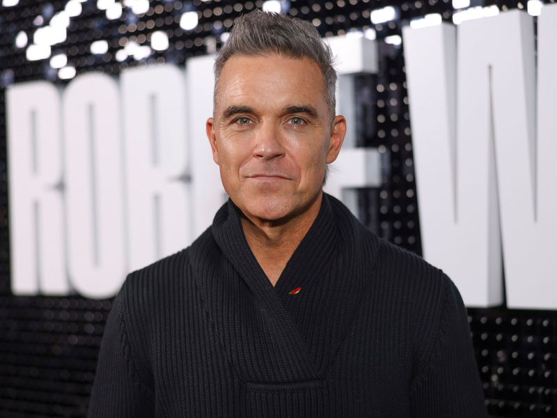Robbie Williams stellt seine Doku-Serie in London vor. - Foto: Vianney Le Caer/Invision/AP/dpa