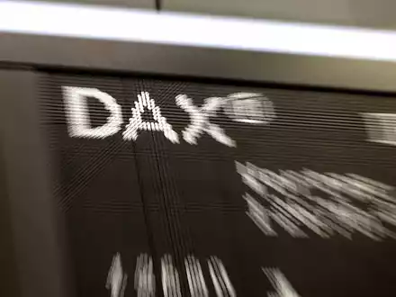 Anzeigetafel in der Frankfurter Börse - Foto: über dts Nachrichtenagentur